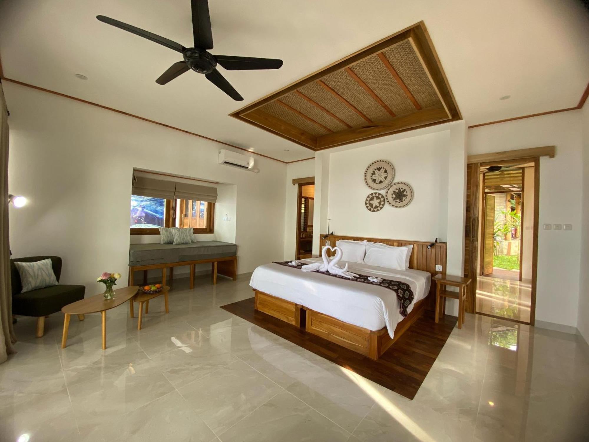 Murex Dive Resort Manado Exterior photo